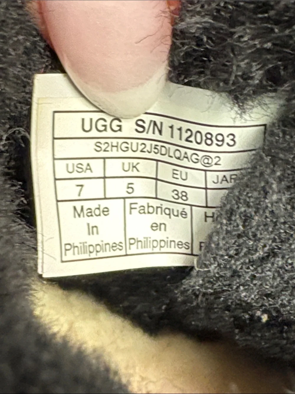 UGG Classic Mini II Black Metallic Pebble Sheepskin Boots Women’s Size 7